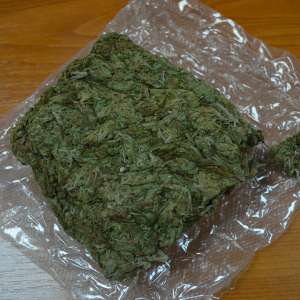 Peste jumătate de kilogram de canabis,  descoperite de polițiștii de frontieră