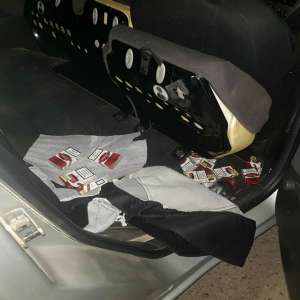 6.000 de țigarete de contrabandă descoperite la controlul de frontieră