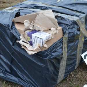 Contrabandă cu mii de ţigarete, peste râul Prut