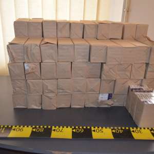 Contrabandă cu mii de ţigarete, peste râul Prut