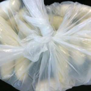 Doi cetăţeni brazilieni, depistaţi pe aeroportul Otopeni cu aproximativ două kilograme de cocaină ingerate în stomac