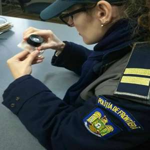 Permis de conducere fals, depistat la controlul de frontieră