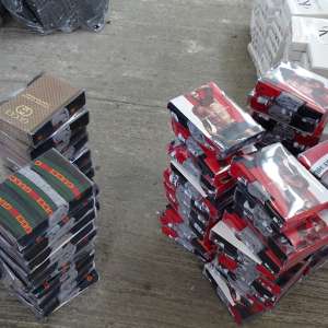 Mii de articole de îmbrăcăminte, susceptibile a fi contrafăcute, confiscate la P.T.F. Giurgiu