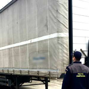 Remorcă furată și căutată de autoritățile din Slovenia, depistat în P.T.F. Stamora-Moravița