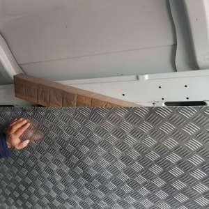 Microbuz antifonat cu tutun