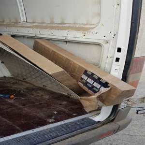 Microbuz antifonat cu tutun