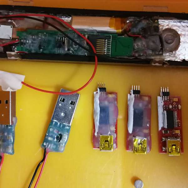 Cetăţean roman, depistat pe Aeroportul Internaţional din Iaşi cu dispozitive de tip skimming