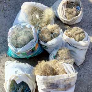 Un tractor, ţigarete de contrabandă şi unelte de pescuit reţinute de poliţiştii de frontieră brăileni în urma unor percheziţii