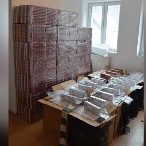 Peste 34.700 pachete cu țigări, confiscate la frontiera cu Ucraina