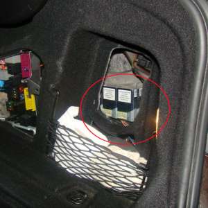 Peste 2.000 de ţigarete ascunse in capitonajul unui autoturism, descoperite la PTF Galaţi