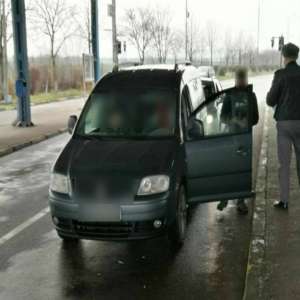 Autovehicule radiate din circulație de autoritățile belgiene, descoperite în Albiţa