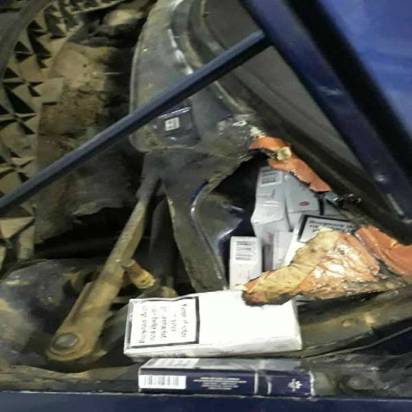 6.440 țigarete de contrabandă descoperite la controlul de frontieră