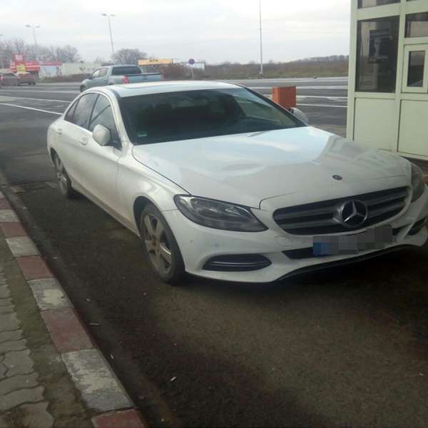 Autoturism căutat în străinătate, depistat la P.T.F. Petea
