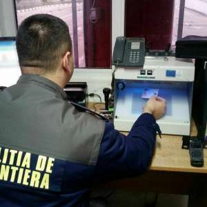 Permis de conducere fals, depistat la controlul de frontieră