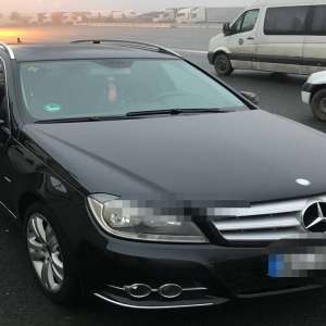 Autoturism căutat în Germania, descoperit de poliţiştii de frontieră arădeni