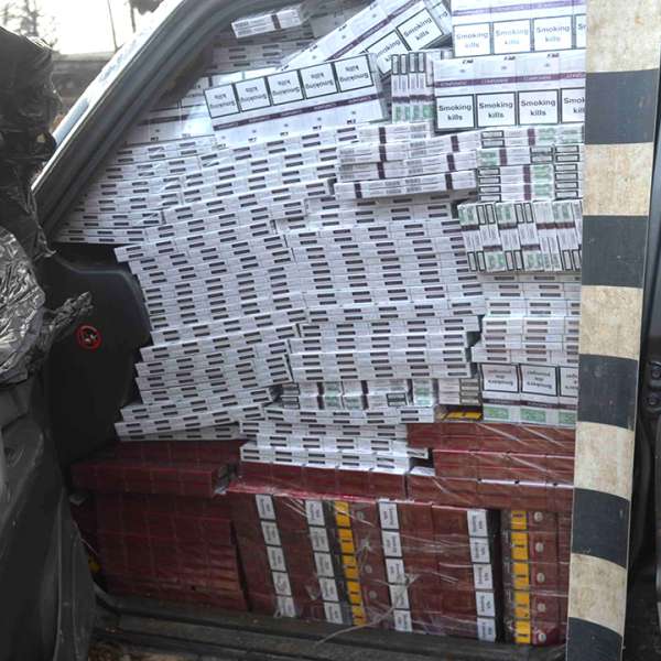 Țigări în valoare de aproximativ un milion de lei, confiscate la frontiera de nord