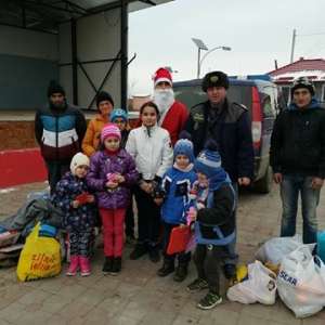 De la oameni, pentru oameni...