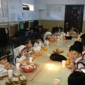 De la oameni, pentru oameni...