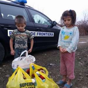 De la oameni, pentru oameni...