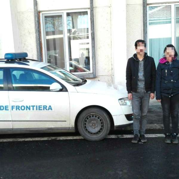 Trei cetățeni chinezi, originari din Tibet, opriţi la frontiera cu Bulgaria