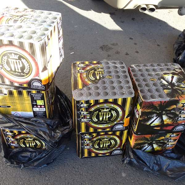 Aproximativ 2.400 de materiale pirotehnice, fără documente legale, descoperite la P.T.F. Giurgiu