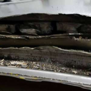 Ţigări de contrabandă descoperite la frontieră