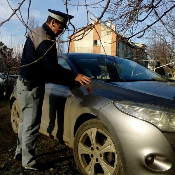 Autoturism Renault furat din Franța, depistat la controlul de frontieră
