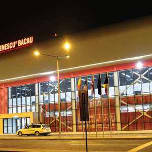 Bine ați venit la Aeroportul Internațional „George Enescu” Bacău - Bravo Alpha Charlie Alpha Uniform, 46.5311° N, 26.9107° E