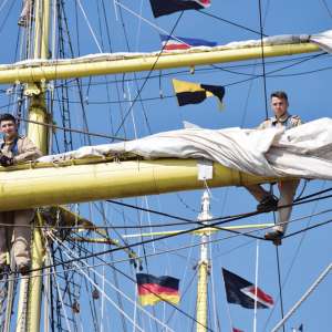 Trepte în evoluția unui viitor ofițer al Gărzii de Coastă -Prima polițistă de frontieră „cadet”, pe Nava Școală Mircea