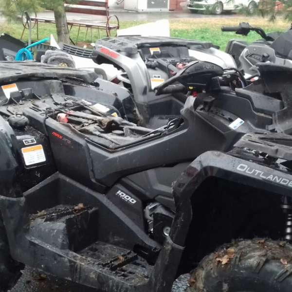 2 autovehicule de teren(ATV) furate din Franța, descoperite la frontiera timișeană