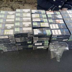 Țigări de contrabandă, confiscate la frontiera de nord