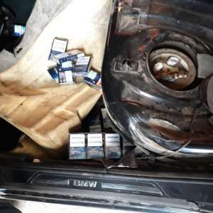Țigări de contrabandă, confiscate la frontiera de nord