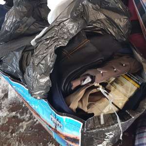 Peste 3.000 pachete cu țigări, descoperite ascunse într-un  microbuz la P.T.F. Giurgiu