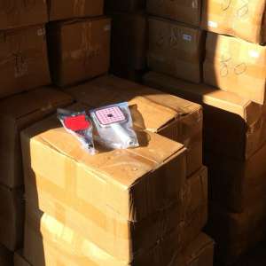 Bunuri în valoare de aproximativ 230.000 lei susceptibile a fi contrafăcute, confiscate în Portul Constanţa Sud Agigea