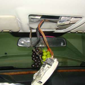 Ţigarete de contrabandă descoperite la controlul de frontieră