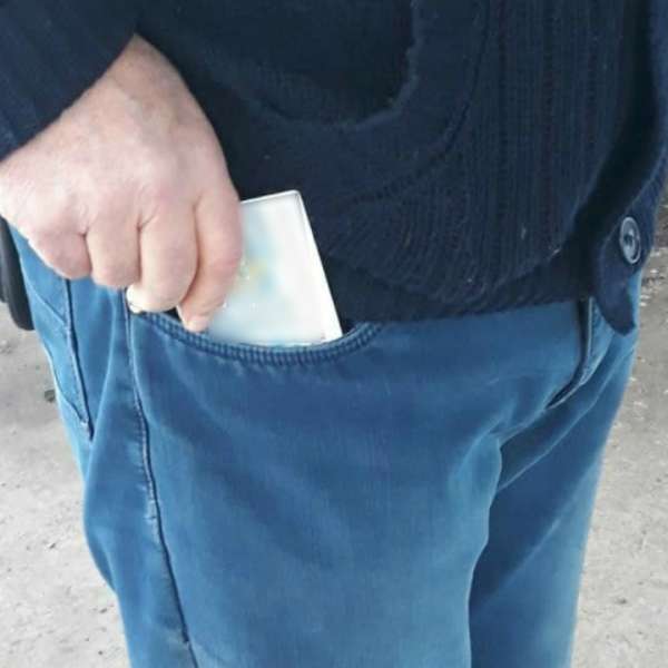 Carte de identitate falsă, descoperită la controlul de frontieră   