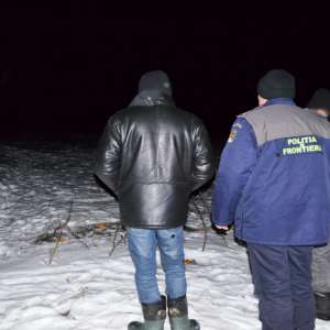 Prinși în toiul nopții la braconaj cinegetic