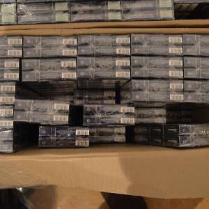 Peste 12.000 pachete de țigări de contrabandă, confiscate la frontiera de nord