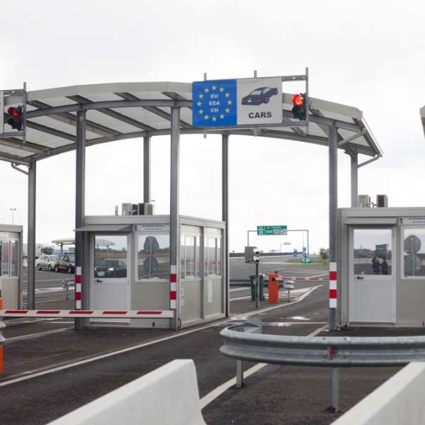 A plătit 2.000 de euro pentru un permis de conducere fals