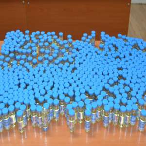 Mii de flacoane cu substante anabolizante, confiscate in urma unei actiuni la frontieră