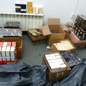 Bunuri în valoare de peste 261.000 lei, susceptibile a fi contrafăcute, confiscate la Giurgiu