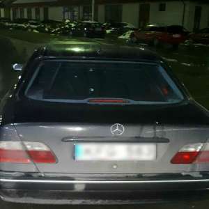 Lucrare penală pentru conducerea unui autovehicul fără drept de circulaţie în România