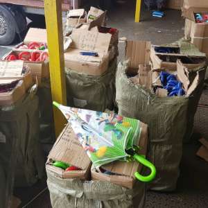  Bunuri în valoare de peste 36.000 lei susceptibile a fi        contrafăcute, confiscate în Portul Constanţa Sud Agigea