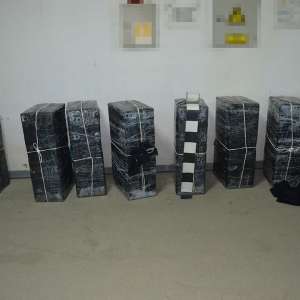 Peste 39.000 pachete cu ţigări de contrabandă, confiscate la frontiera de nord
