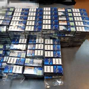 Peste 39.000 pachete cu ţigări de contrabandă, confiscate la frontiera de nord
