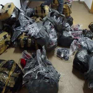 Aproximativ 1.200 de bunuri  susceptibile a fi contrafăcute, descoperite la P.T.F. Giurgiu