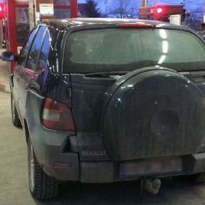 Lucrări penale pentru conducerea unor autoturisme fără drept de circulaţie în România  