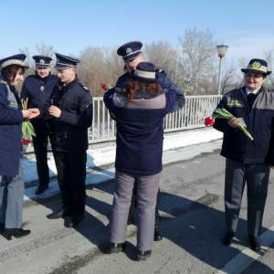 Mărţişoare la frontieră