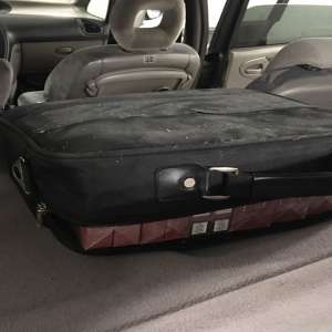 Un maramureşean a rămas fără autoturism deoarece transporta ţigări de contrabandă