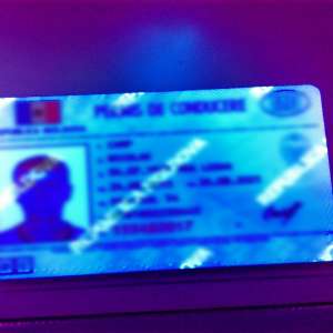 700 de euro preţul unui permis de conducere fals  